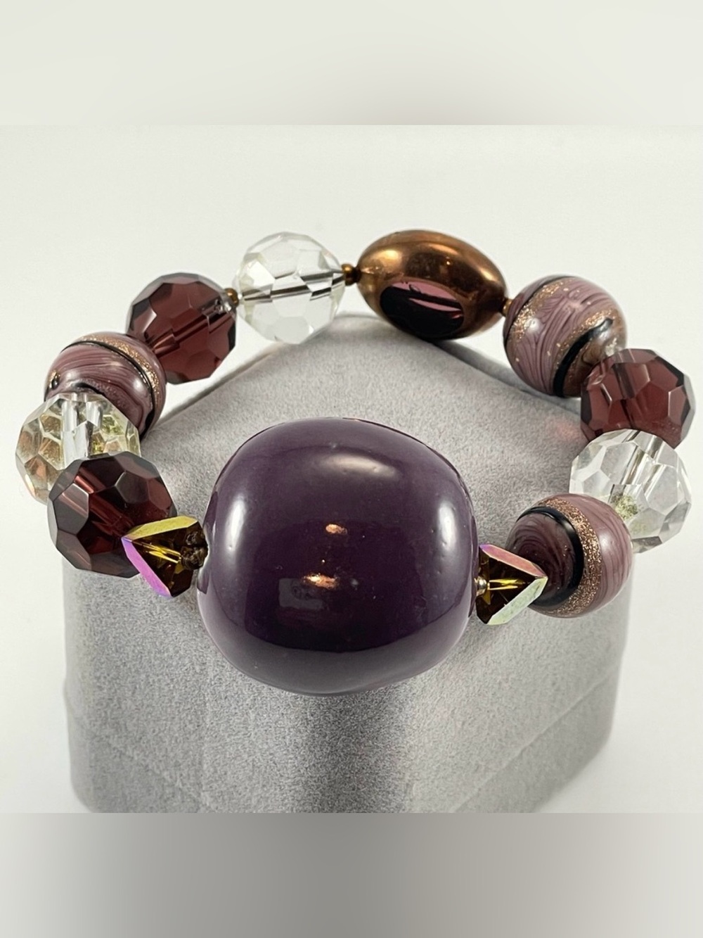 Beautiful Unsigned Purple Clear Gold Glass Acrylic Mix Beaded Stretch Bracelet